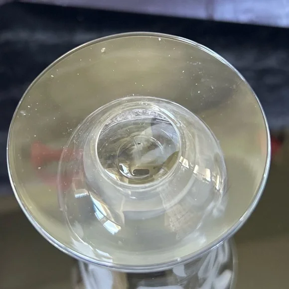 Set of 4 Mid- Century Etched Footed Floral Ice Tea/Water Glasses - Picture 10 of 11